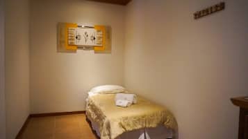 Luxury Quadruple Room, Multiple Beds, Garden View