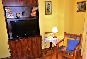 LCD TV