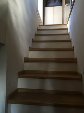 Interior - MURDOCK HOUSE COMFORTABLE AND JUST RESTORED (Imperia)