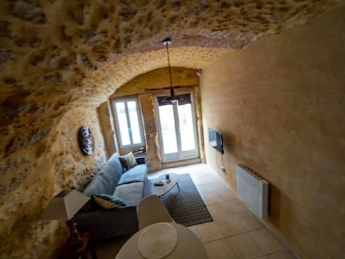 "The timeless": The Lodge near the Cèze.