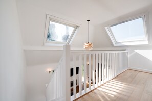 Interior - Luxury New Forest 5 Bed Sleeps 12 (Lymington)