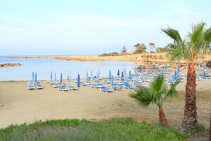 Villa | Vista a la playa o el mar