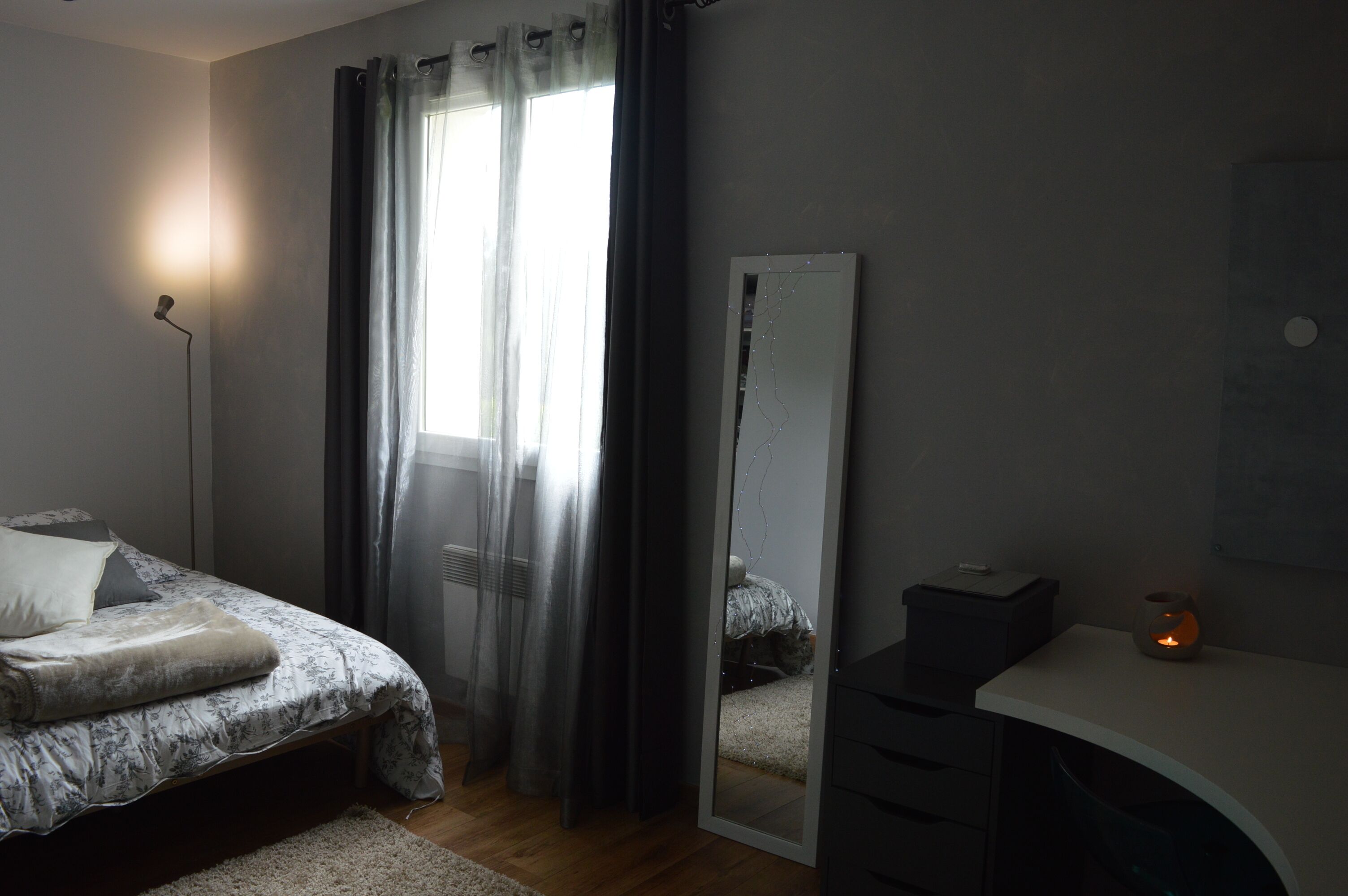 4 slaapkamers, een strijkplank/strijkijzer, gratis wifi, beddengoed