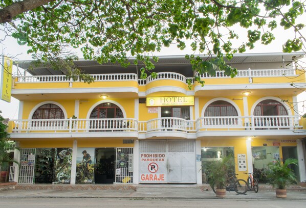 Fachada del alojamiento