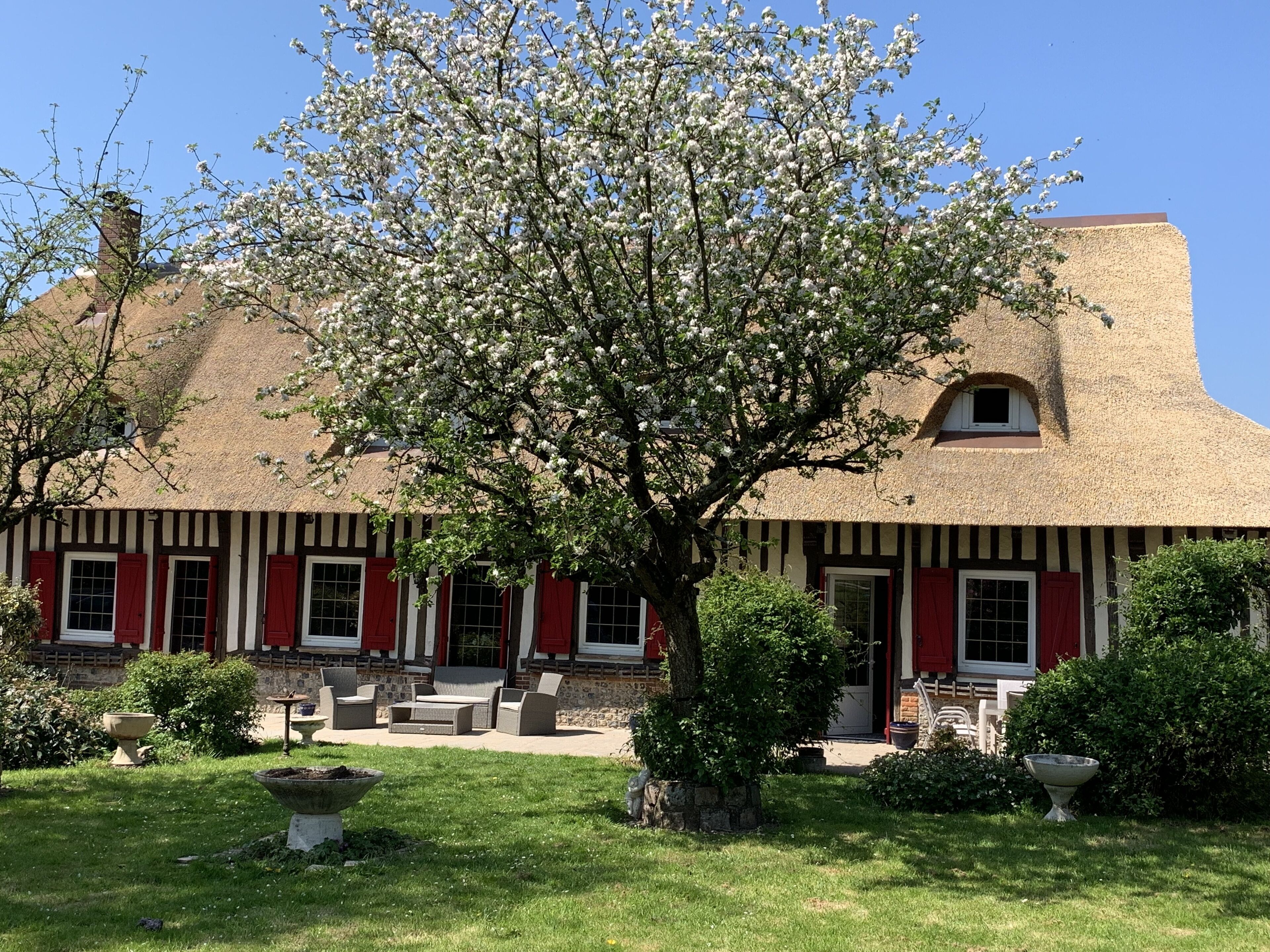 Petit salon de jardin détente sur la terrasse