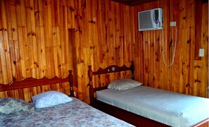 Caja de seguridad en la habitación, wifi gratis y ropa de cama 