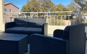 Property grounds - Welcome to Filippi Furnished Bungalows! (Porto-Vecchio)