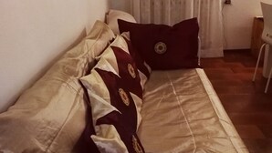 A bedroom with a bed, a chair, and a desk. - Casa Elia Venice ... (Venezia)