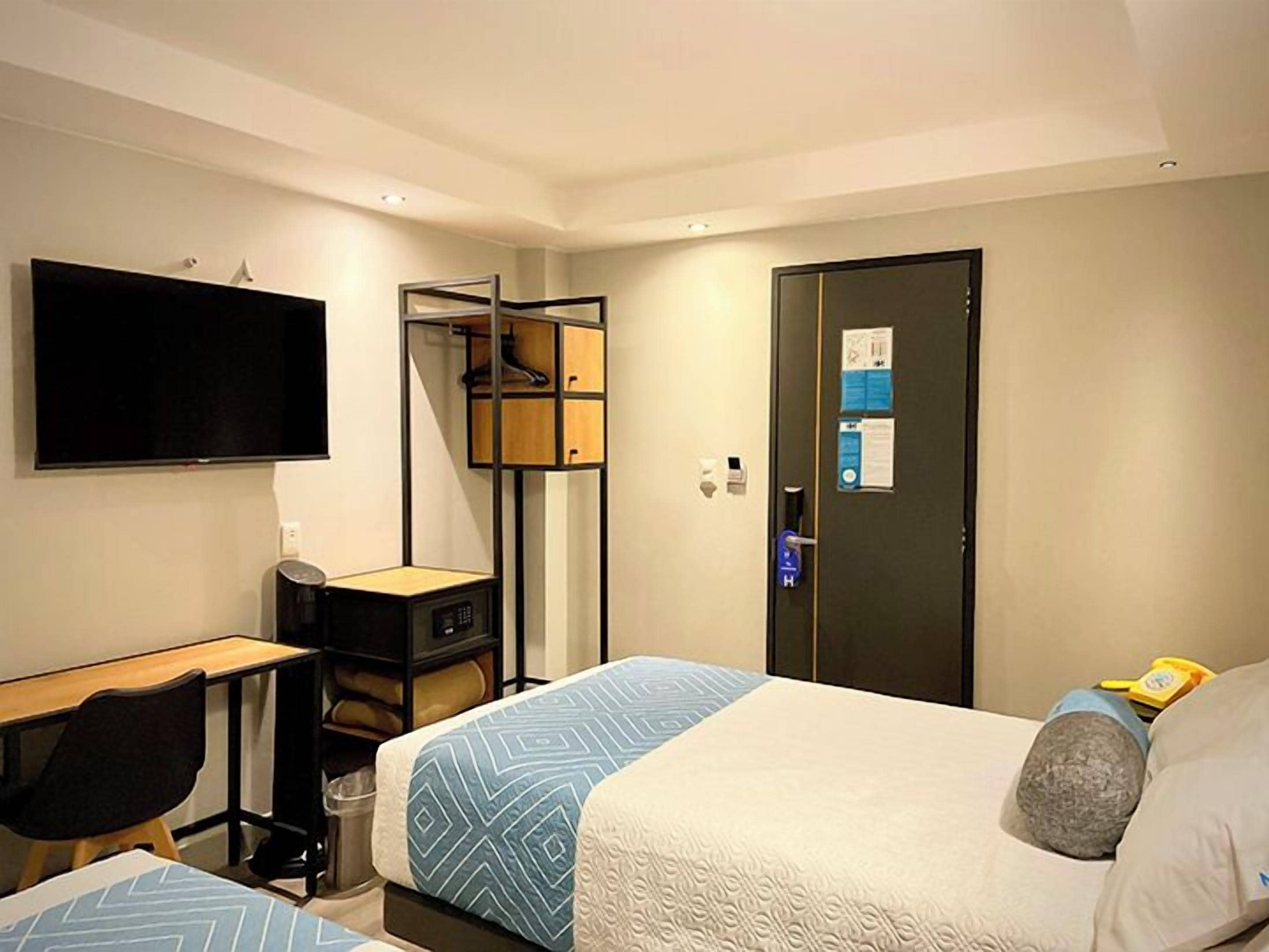 standard twin room | in-room safe, desk, iron/ironing board, free wifi