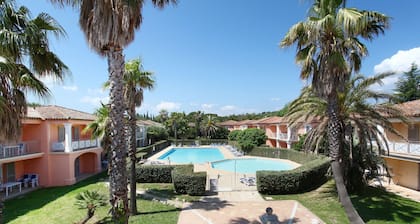 Accès Piscines ! Appartement cosy et charmant
