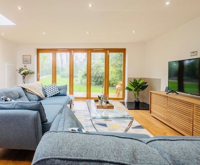 Wonderful Willow Cottage