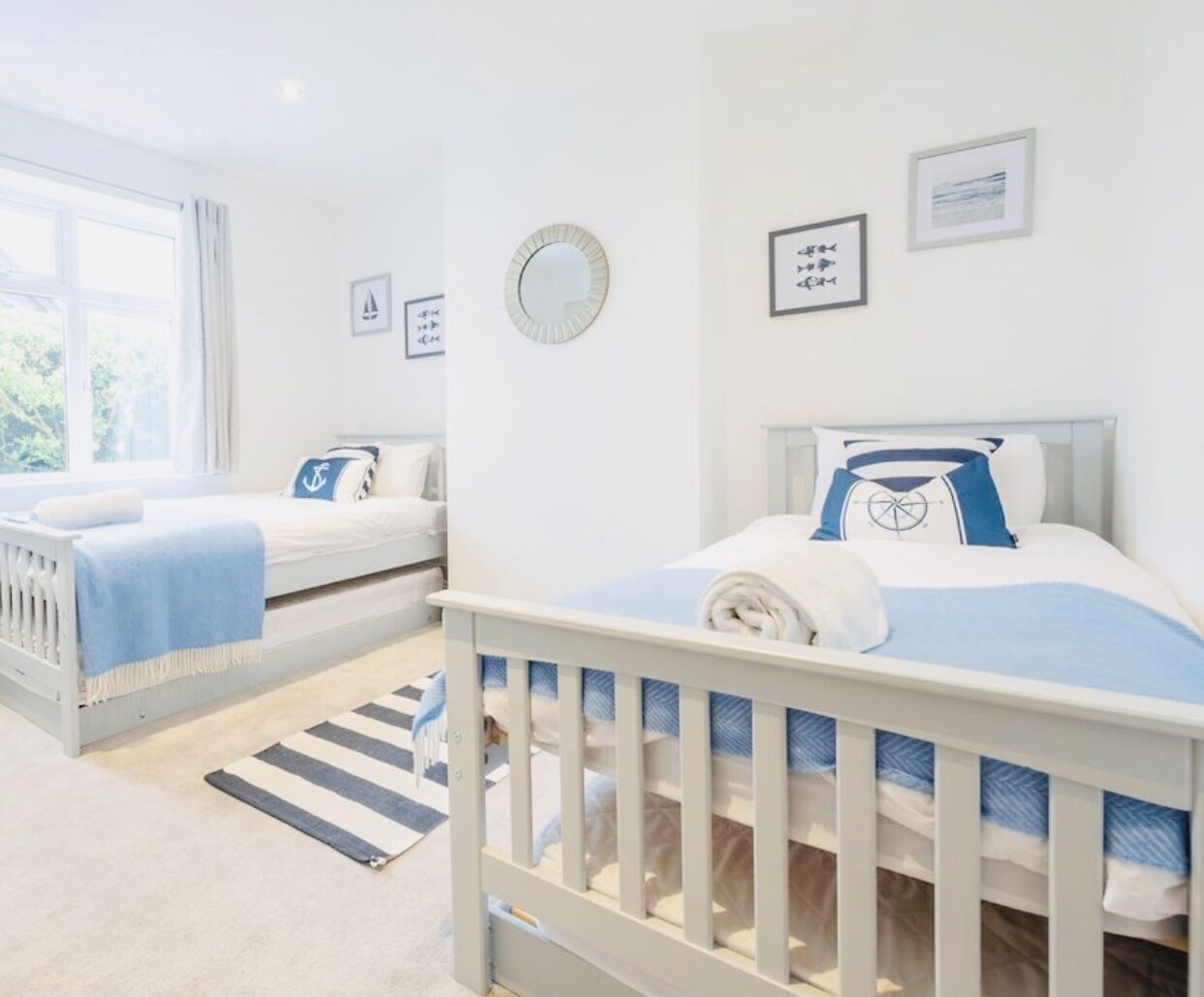 4 chambres, fer et planche à repasser, Wi-Fi, draps fournis