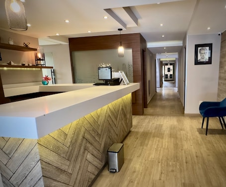 Reception. Hotel Monarca