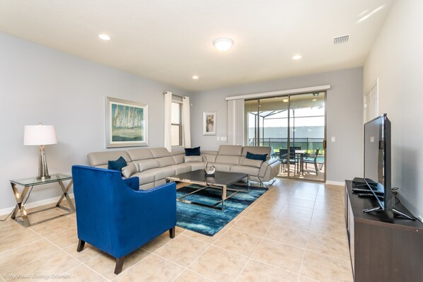 Casa, varias camas | Área de sala de estar