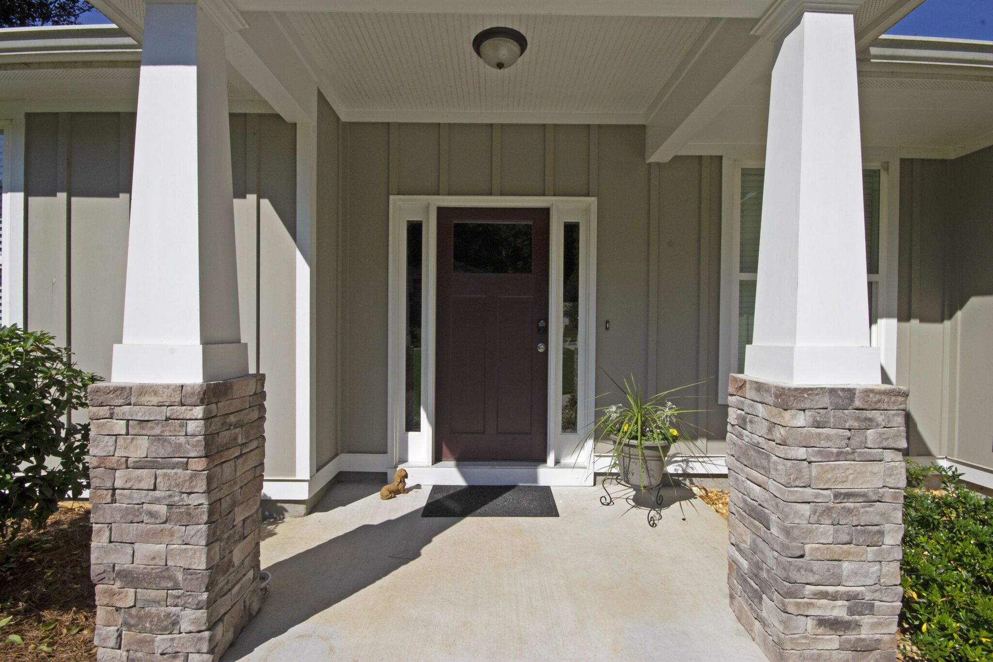 PTC Nearly New Open Concept Ranch-Clean, Spacious