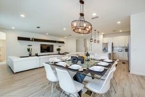 In-room dining - Sonoma Resort Exec Villas- 2629ca (Kissimmee)