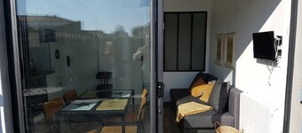 VACATION HOME, EVERYTHING BY BIKE!