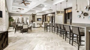 Maison, 5 chambres | Salon du hall