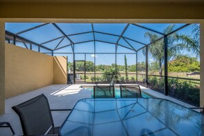 Townhome, 5 Bedrooms | Interior