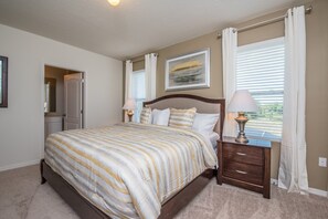 Townhome, 5 Bedrooms