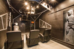 House, 6 Bedrooms | Interior