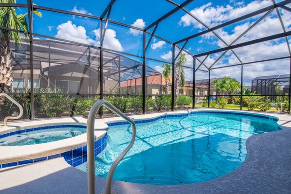 House, 6 Bedrooms | Indoor pool | Outdoor pool