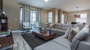 Ferienhaus, 6 Schlafzimmer | Wohnbereich | Tischfußball
