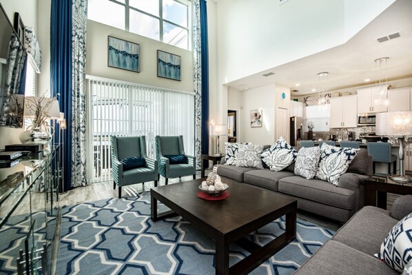 Maison, 5 chambres | Coin salon du hall