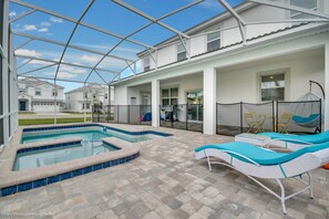 House, 6 Bedrooms | Outdoor pool