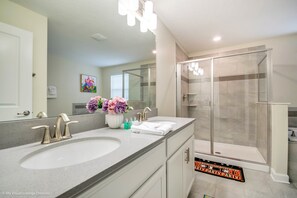 House, 6 Bedrooms | Bathroom - Champions Gate Exec Villas- 9054sd (Davenport)