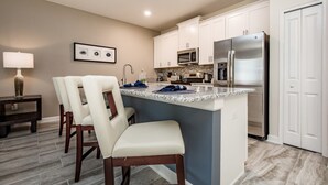 Townhome, 4 Bedrooms | Private kitchen - Champions Gate Exec Villas- 9043dd (Davenport)