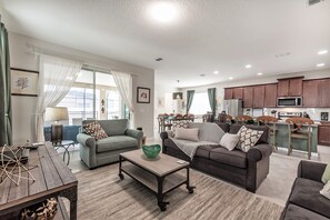 House, 6 Bedrooms | Living area - Solara Resort Exec Villas- 1617npt (Kissimmee)