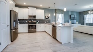 Unclassified image, 2 of 18, button - Champions Gate Exec Villas- 8907sd (Davenport)