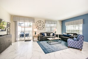 Townhome, 5 Bedrooms | Living area