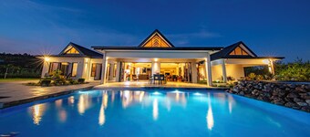Three Palms Beachfront Villa