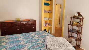 1 habitación, wifi y ropa de cama