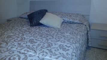 1 bedroom, soundproofing, iron/ironing board, free WiFi