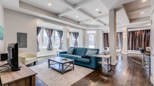 Beautiful Well Located  3BR Condo For 3 International Students and/or Interns.