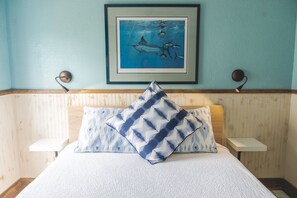 1 bedroom, travel cot, free WiFi, bed sheets