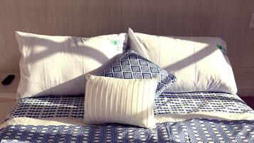 1 kamar tidur, setrika/meja setrika, Wi-Fi gratis, dan seprai linen