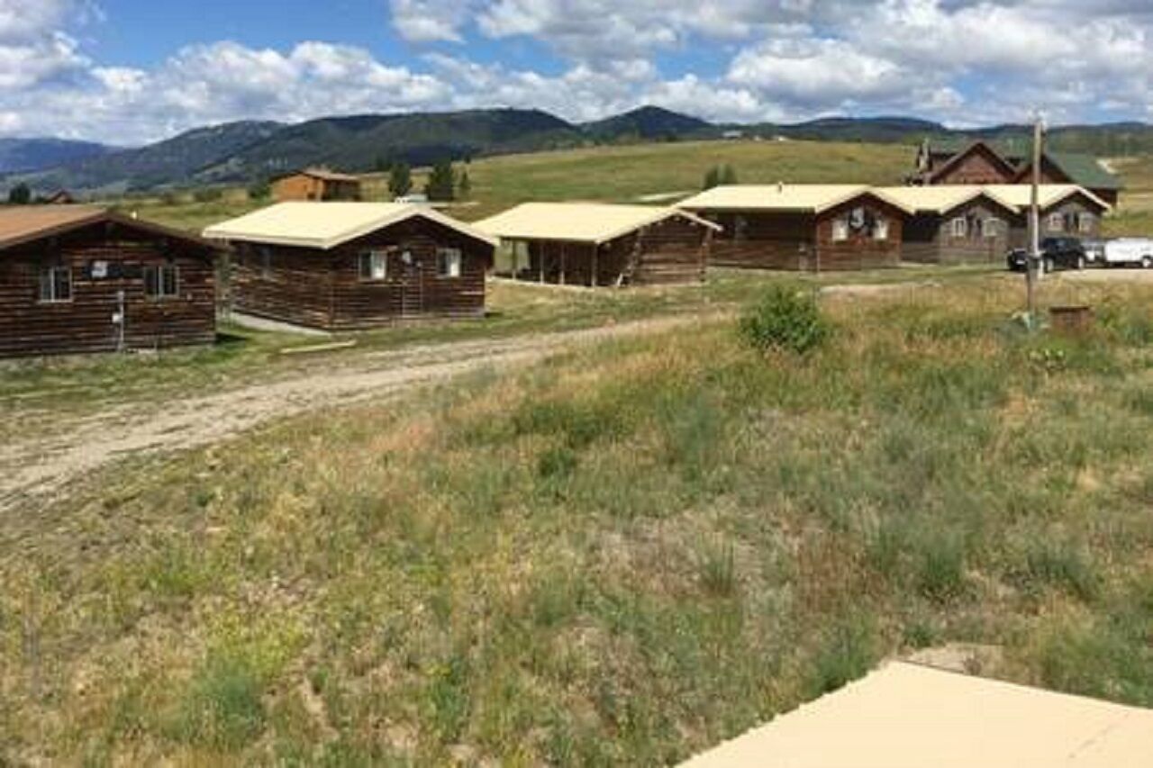 Park 520 Hotel (@) -- Cabin
