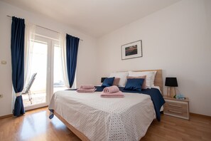 3 quartos, quartos à prova de som, ferros/tábuas de passar roupa