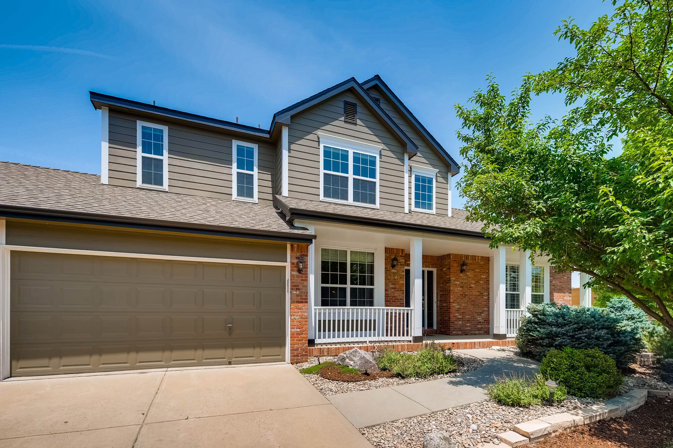 Big, beautiful 5 bedroom house in Highlands Ranch, CO