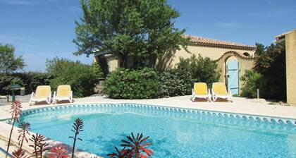 Stunning home in Cruzy