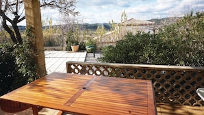Unclassified image, 2 of 37, button - Stunning home in Cruzy (Cruzy)