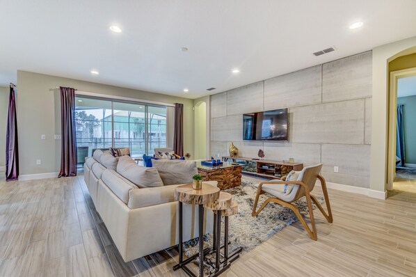 House, Multiple Beds | Living area | TV