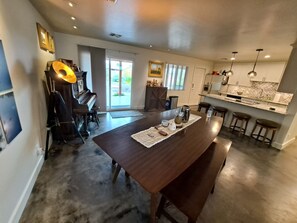 Dining - Beautiful Tempe Home (Tempe)
