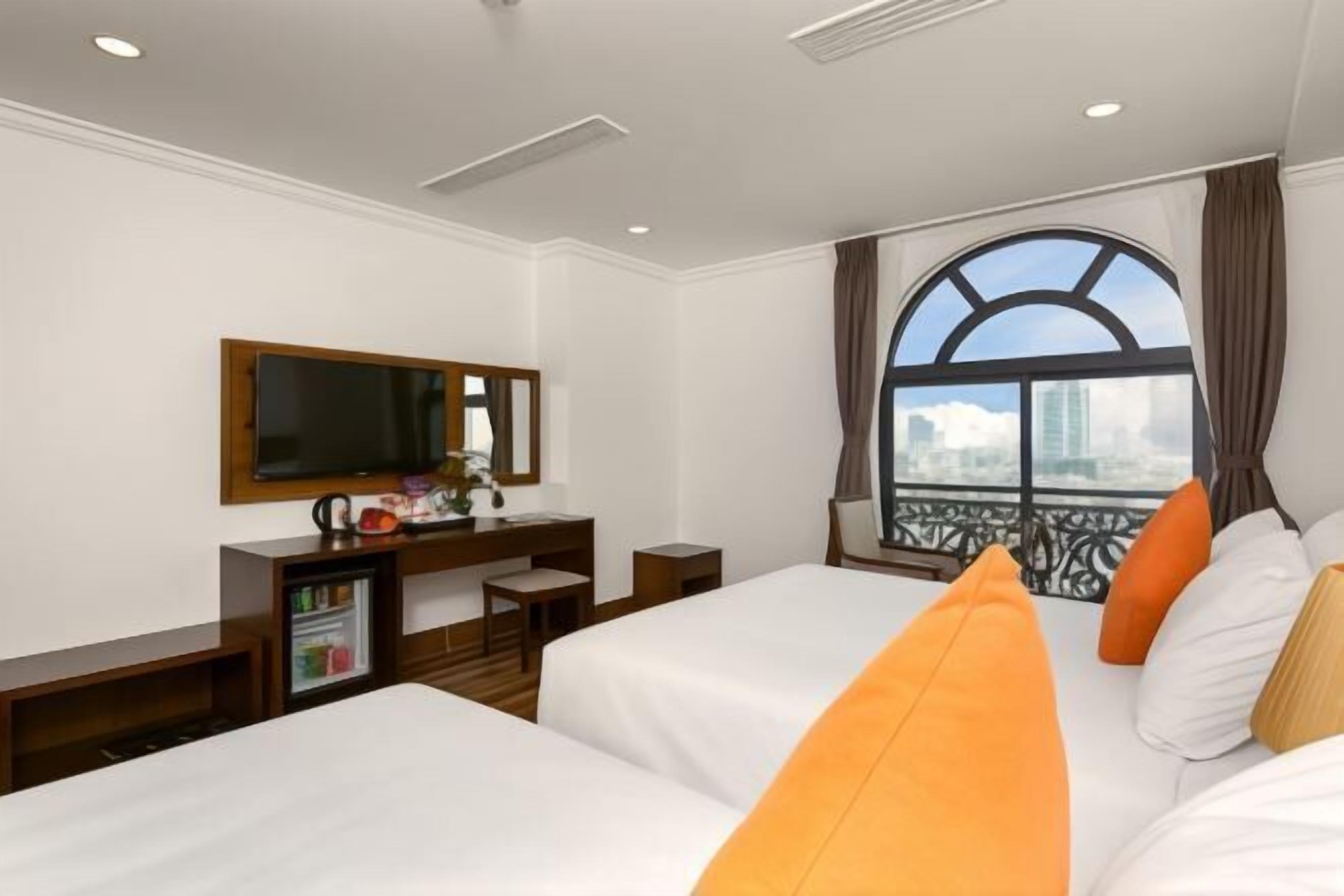 Premium bedding, minibar, in-room safe, desk