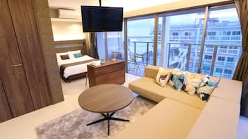 Condo | 1 bedroom, blackout drapes, free WiFi, bed sheets
