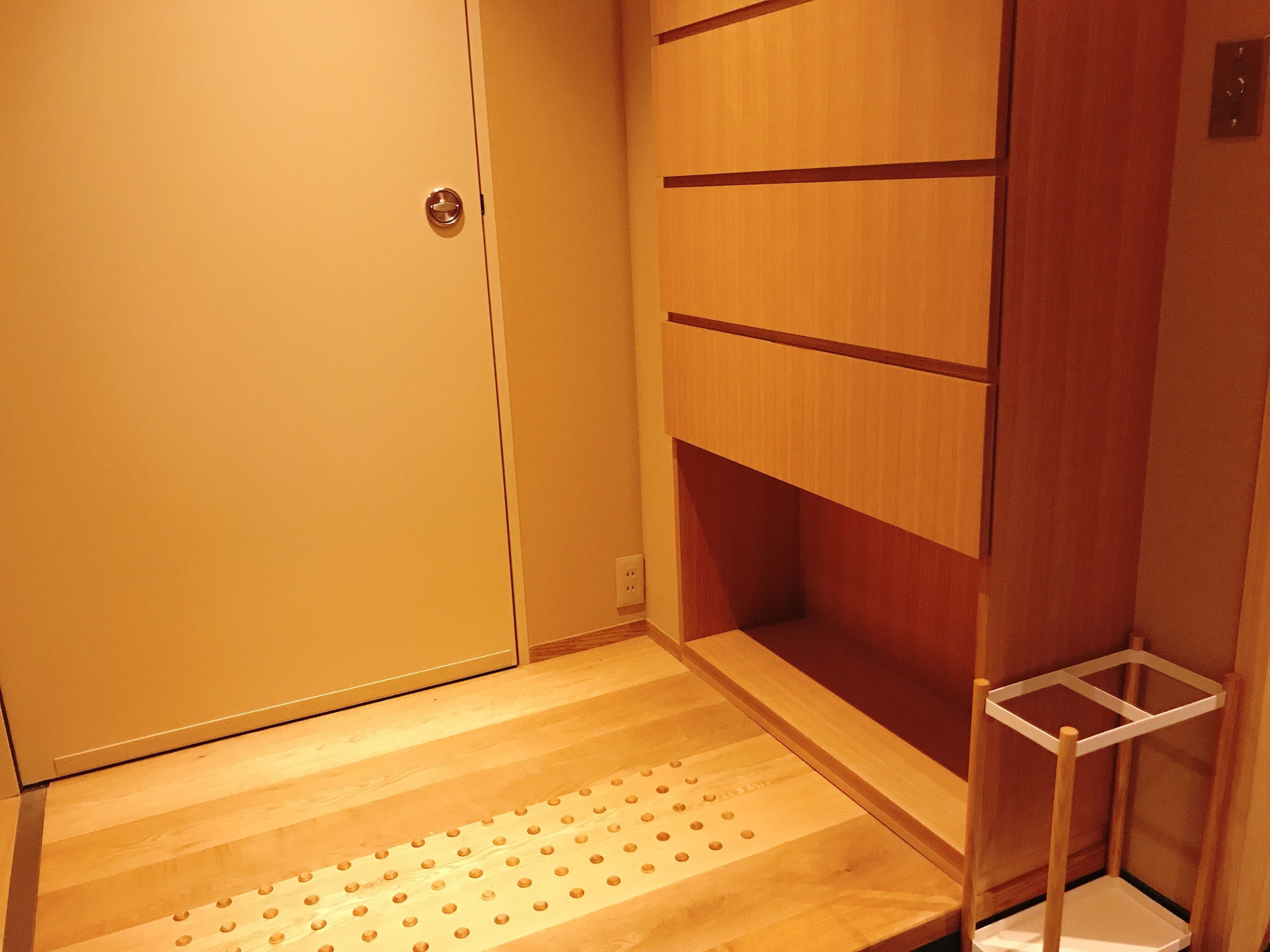 Pintu masuk properti